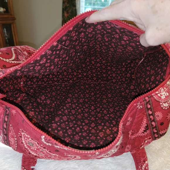 Vera Bradley Red Paisley Tote/Duffle/Travel Bag - Picture 4 of 6